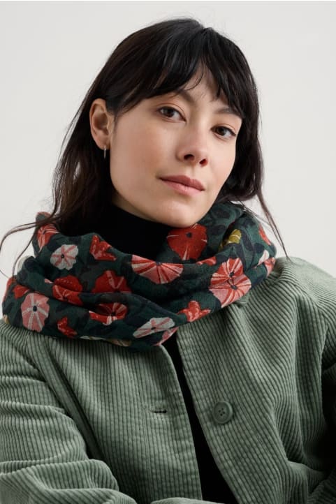 Pretty Circle Scarf