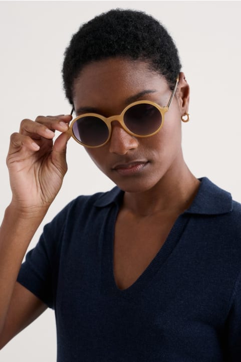 Cascade Round Sunglasses Image