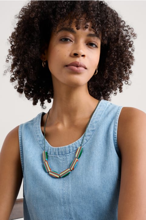 Limonite Striped Resin Bead Necklace Image