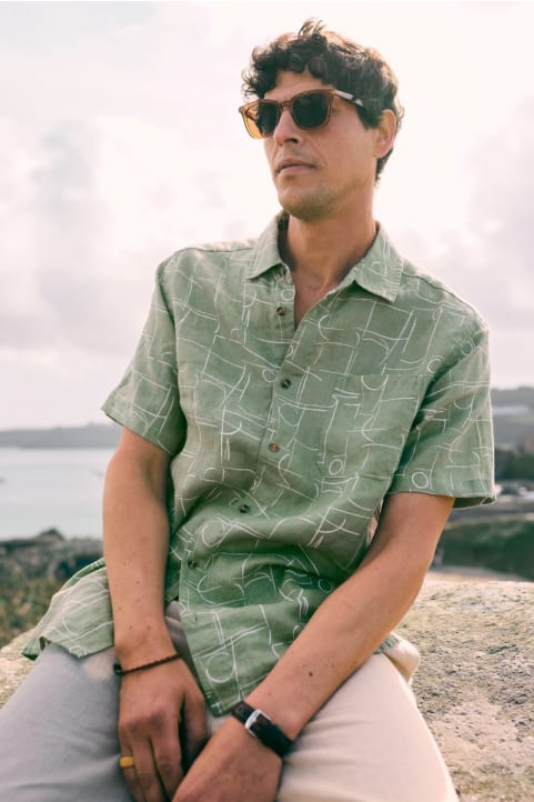 Men's Blue Heron Short Sleeve Shirt Image