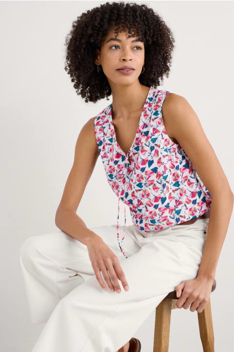 Cobbs Well Sleeveless Top Image