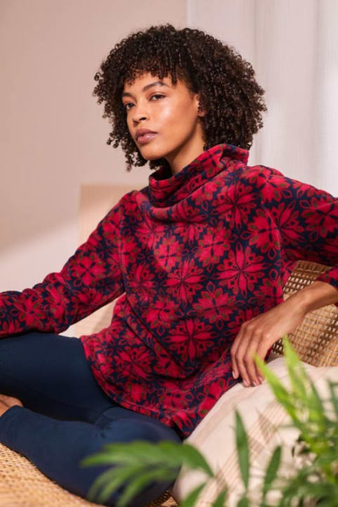 Snugsoft Top Model Image