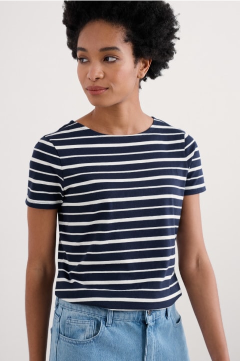 Sailor T-Shirt (GOTS) Model Image