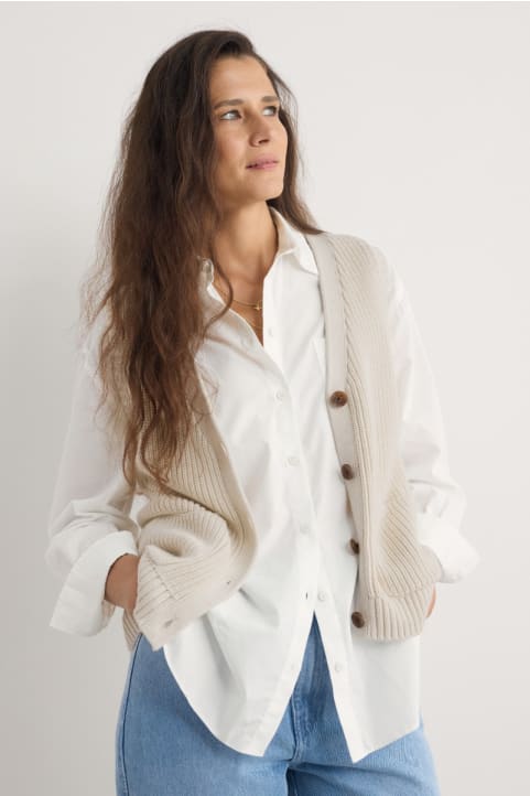 Swanpool Ribbed Knitted Vest Image
