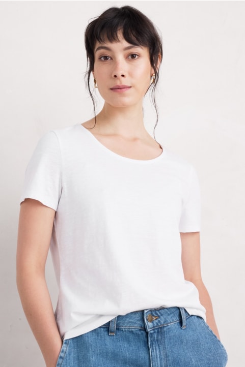 Camerance Scoop Neck T-Shirt (GOTS) Image