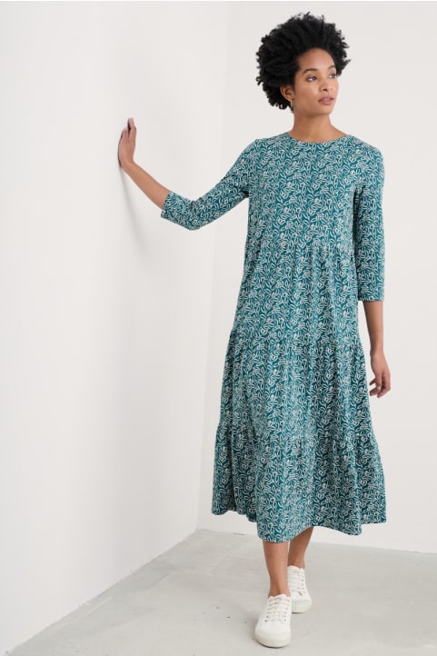 Line Strokes Tiered Jersey Dress (GOTS) Image