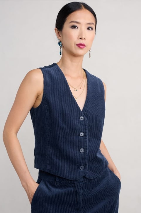 Pinpoint Fitted Corduroy Waistcoat