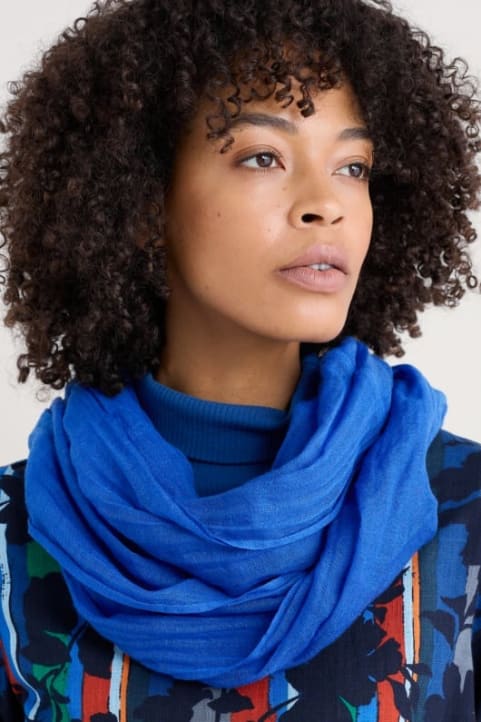 Pretty Useful Circle Scarf