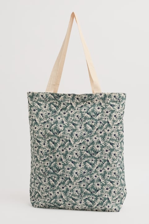Foldaway Canvas Shopper Model Image