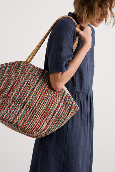 Alkanet Jute Clam-Shaped Bag Image