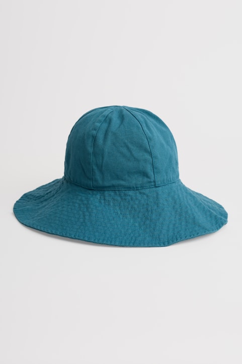 Celia Recycled Cotton Sunhat  Model Image