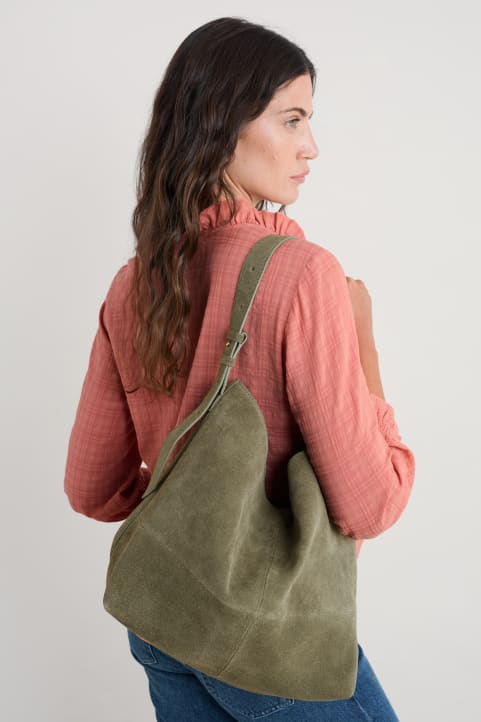 Annet Suede Shoulder Bag Model Image