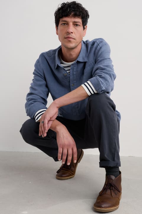 Men's Artist's Linen Shirt Image