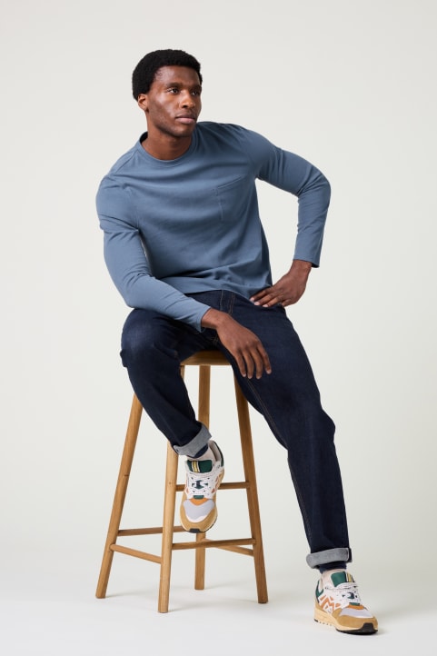 Men's Merthen Organic Cotton Long Sleeve Top (GOTS) Model Image