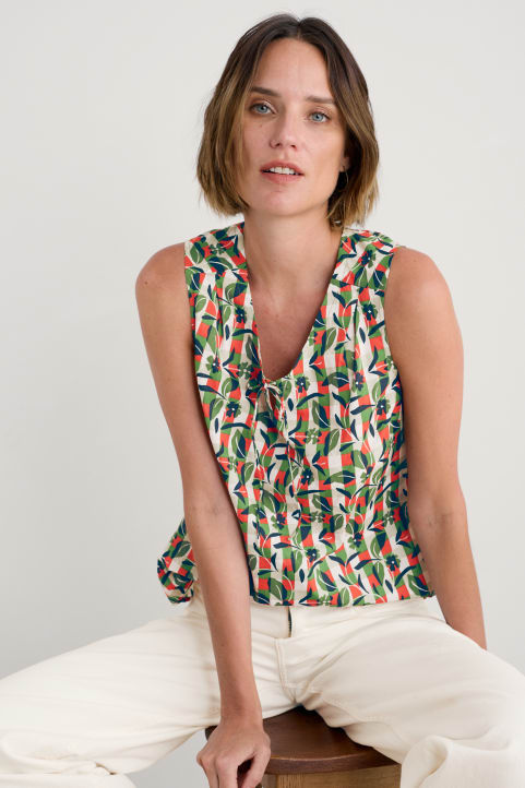 Cobbs Well Sleeveless Top Image