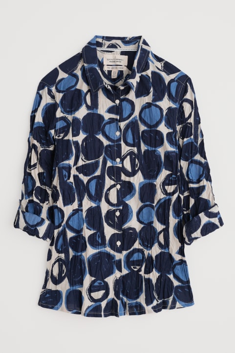 Larissa Organic Cotton Shirt (GOTS) Model Image