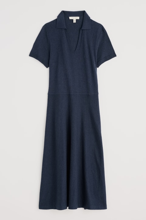Trebarwith Short-Sleeve Knitted Dress in GOTS-Certified Organic Cotton Image
