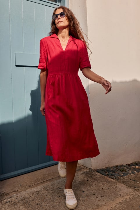 Fen Violet Linen Midi Dress Model Image