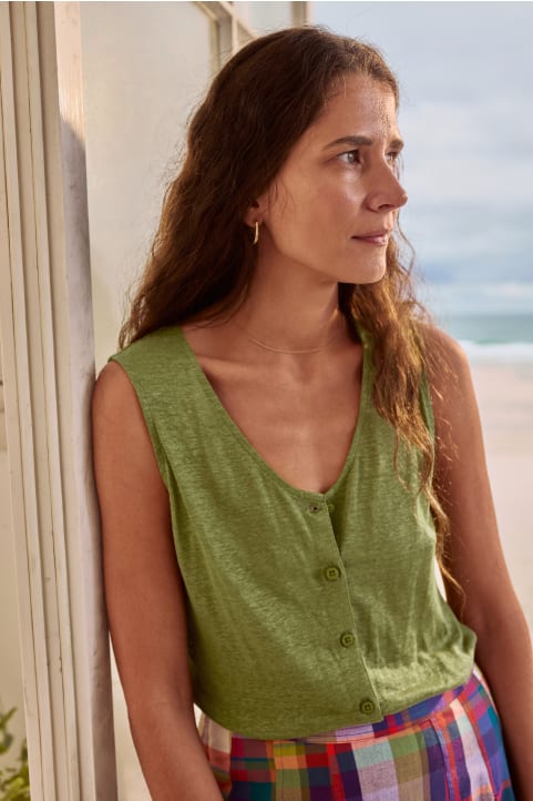 Carn Glaze Linen Button-Through Vest Image