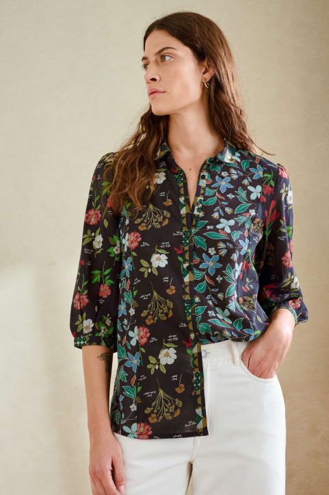 Seasalt Circular Hope Cottage Blouse Model Image