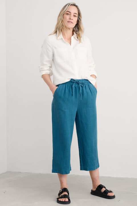 Tide Flow Linen Crops Image