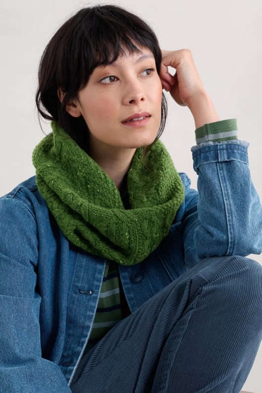 Handweaver Cable Knit Snood