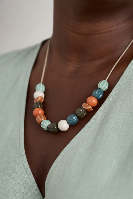 Ceramic bead necklace deals