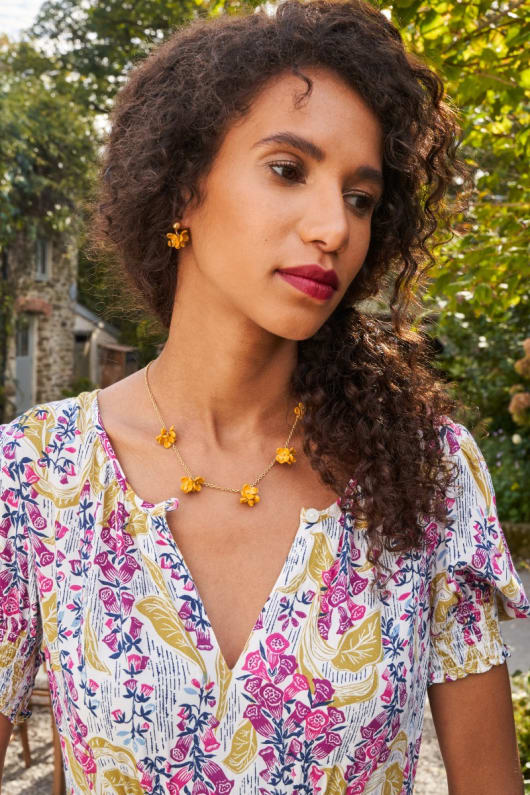 Corsage Flower Chain Necklace