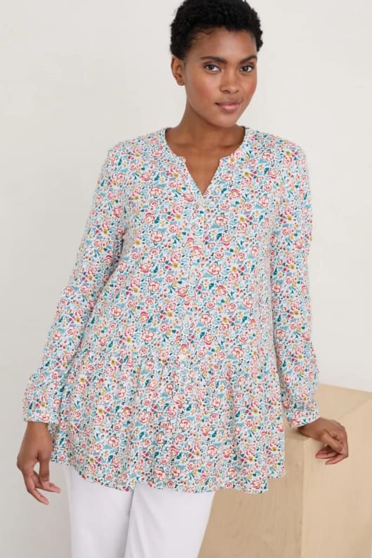 Townhouse V-neck Shirt