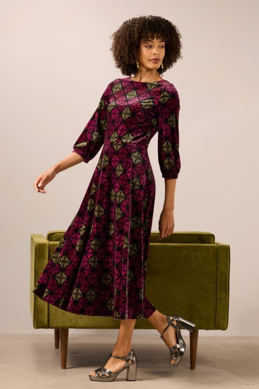 Velvet dress size 20 on sale