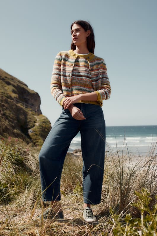 Gwenver Barrel Leg Jeans