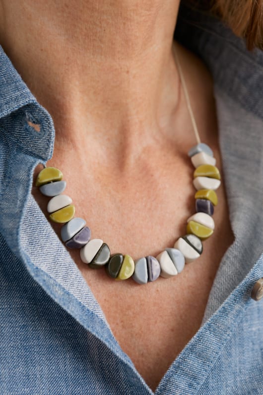 Mor Glan Beaded Necklace Model Image
