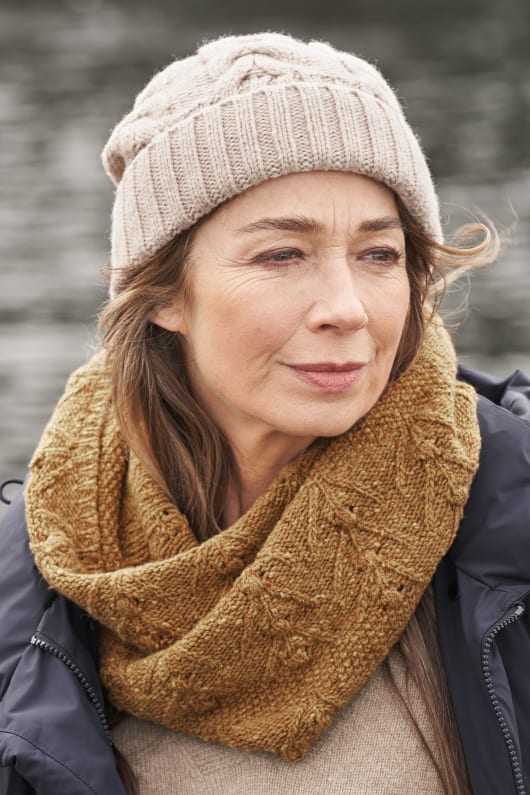 Interlace Cable Knit Snood Model Image