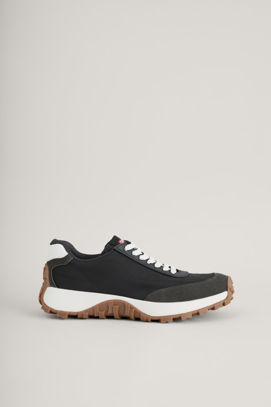 Camper Drift Black Trainers Model Image