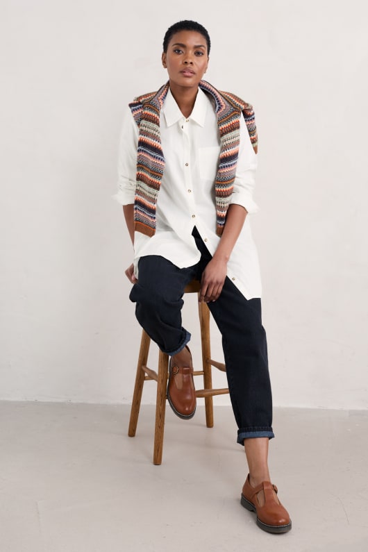 Sea Lane Longline Shirt Model Image