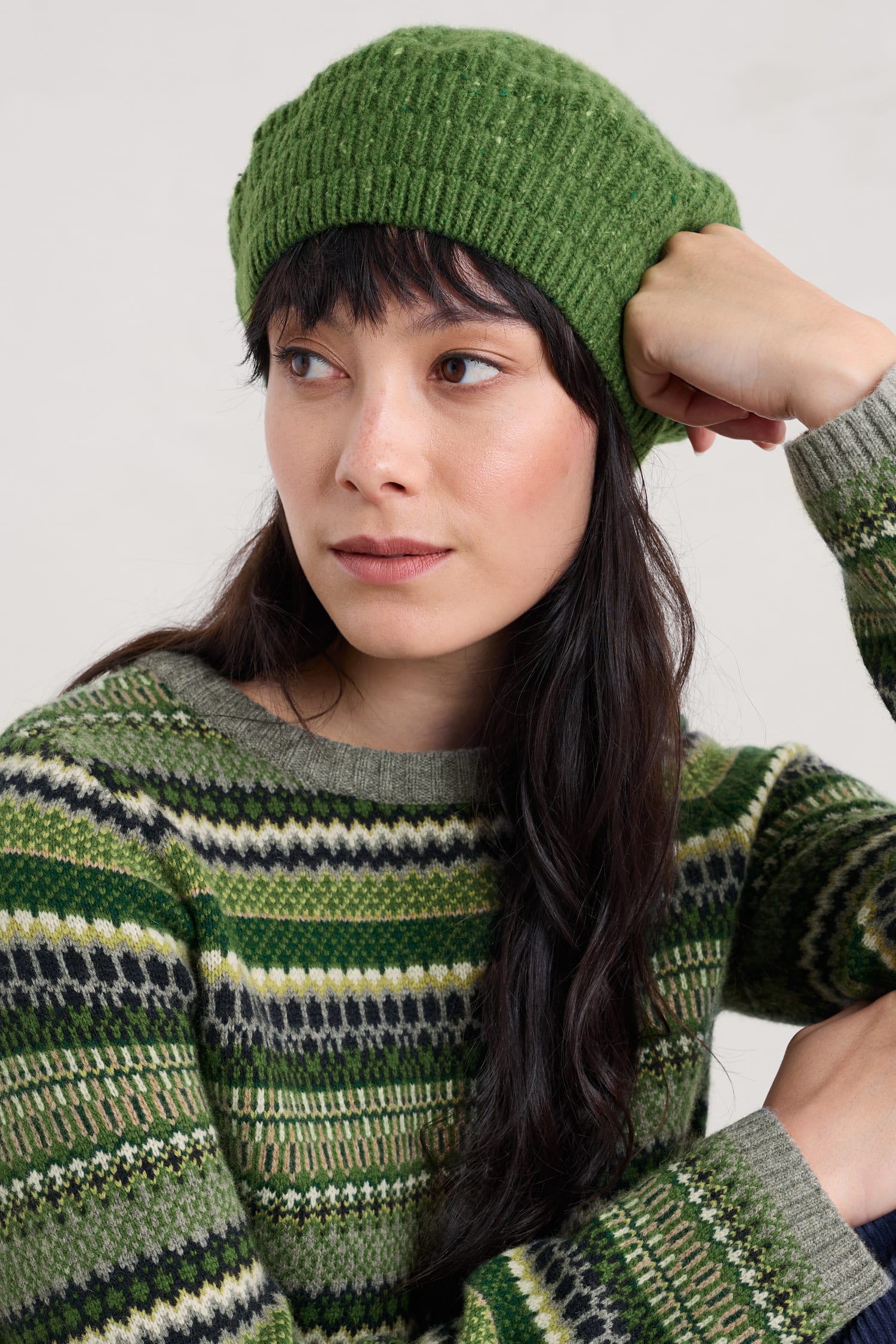 Womens knitted beret hotsell